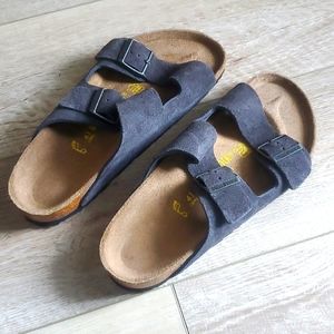 NWOT Birkenstock Sandals Size 41